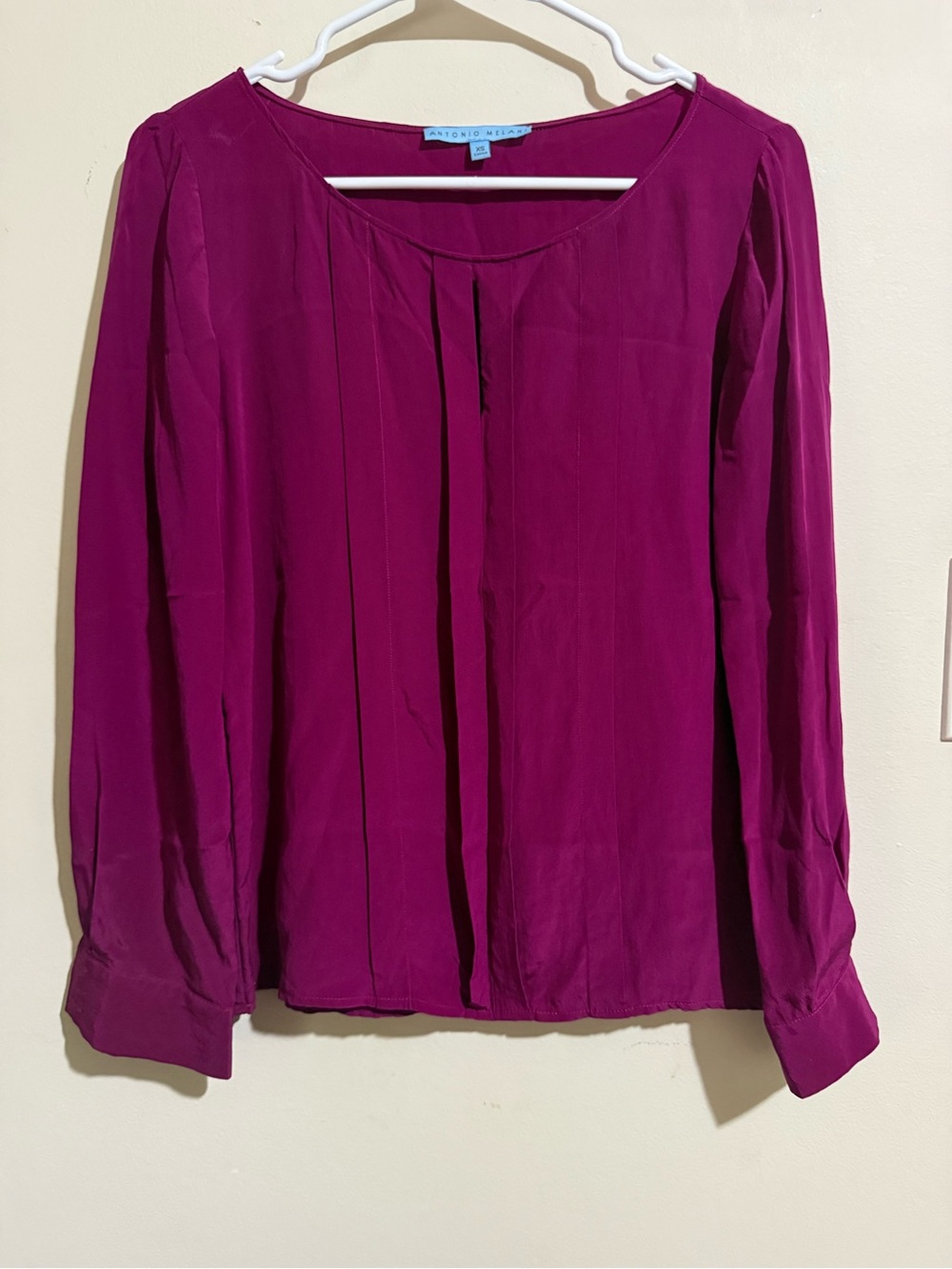 ANTONIO MELANI Fuchsia Pleated Long-Sleeve Blouse